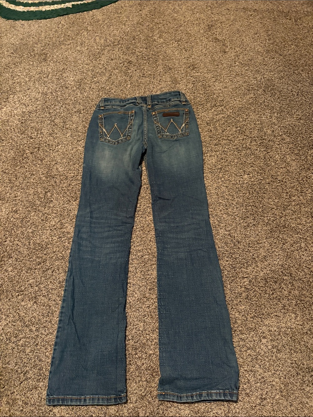 Wrangler Women's Medium Boot Cut Jeans 5x34 - Picture 4 of 4